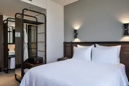 Form Dubai, a Member Of Designs - 20