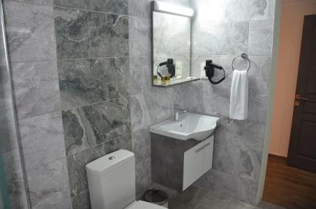 Piyes Otel - 74