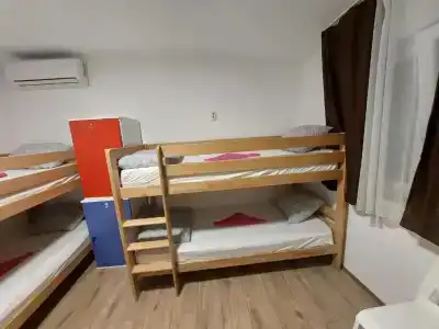 Hostel Inn Downtown - 14