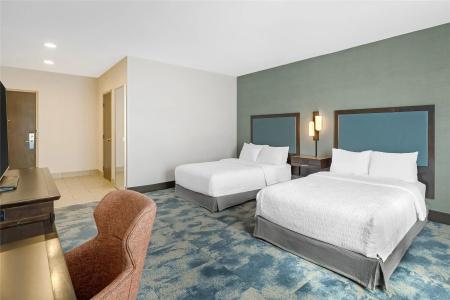 Hampton Inn & Suites - 60