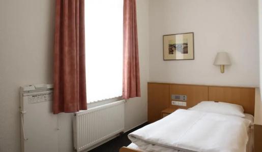 Berliner Hof - 25