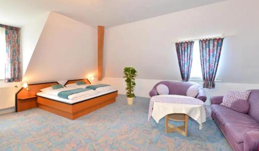 Rhön-Sonnenhof - Restaurant & Café - 35