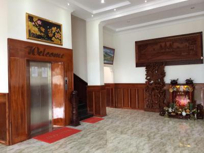 Emerald Bb Battambang - 1