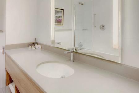DoubleTree by Hilton Glasgow Central - 8
