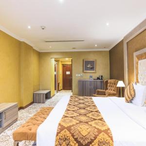 Sapphire Plaza - 39