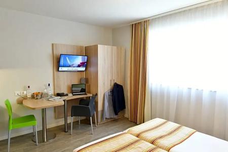 Appart-Hôtel Mer & Golf City Bordeaux Bassins à flot - 75