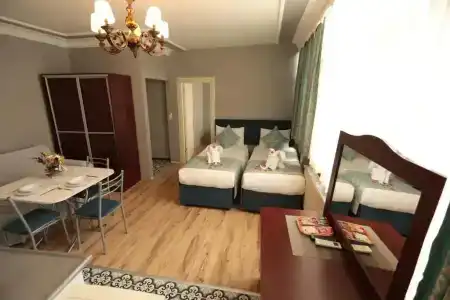 White Pearl Apart - 121