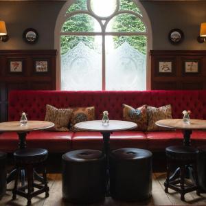 Coach & Horses - 15