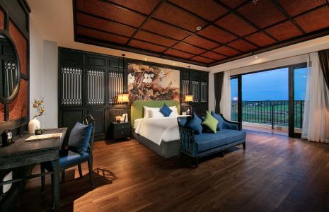 Shining Riverside & Spa - 135