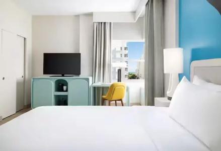 Hampton Inn Miami Beach - Mid Beach - 52