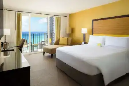 Hilton Waikiki Beach - 73