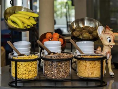 ibis Styles Genève Carouge - 19