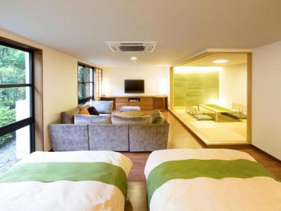 Shimoda Central - 47