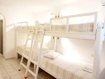 Polos Paros - 3