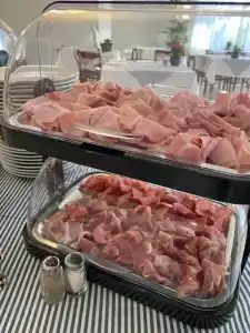Petit - 8