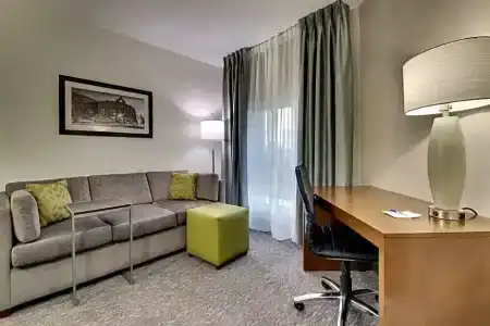 Best Western Plus Boston - 40