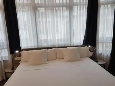Lux Santiago - 20