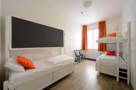 Safestay Prague Charles Bridge - 24