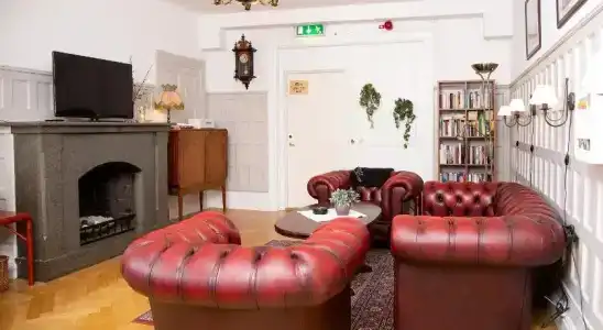 Emma - 1