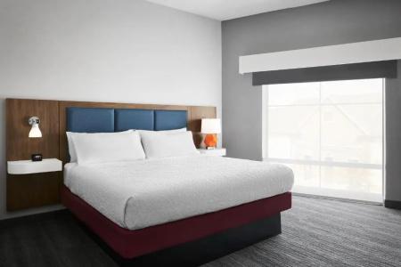 Hampton Inn & Suites Charlotte Steele Creek Road, Nc - 75