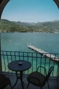 Bella - 54