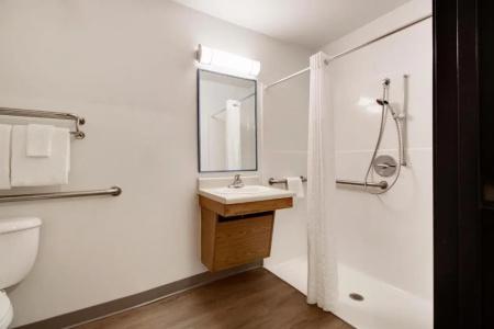WoodSpring Suites - 29