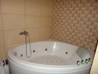 9 Queens Spa - 60