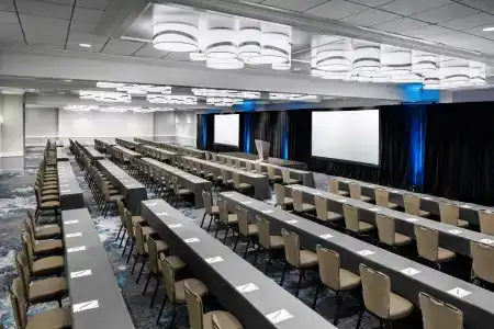 Hyatt Regency - 18