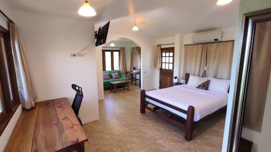 Country Retreat - 132