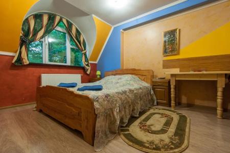 Leoton Chernivtsi - 3