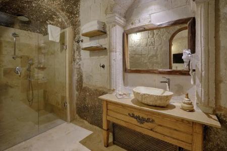 Hera Cave Suites - 82