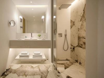 Vouliagmeni Suites - 82