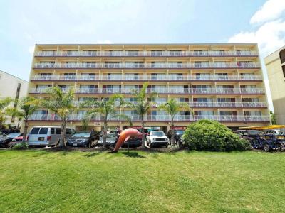 Marjac Suites Virginia Beach Oceanfront - 17