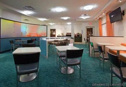 SpringHill Suites Portland Airport - 48
