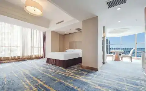 Bayshore Dalian - 36