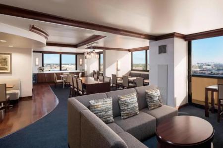 Sheraton Norfolk Waterside - 81