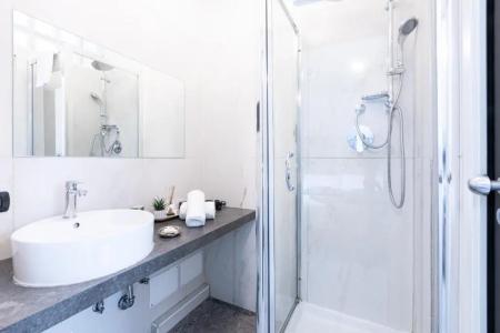 b&b Too Cute 2b Str8 - 6