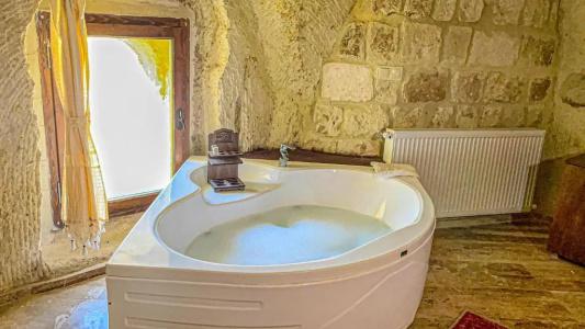 Heritage Cave Suites - 103