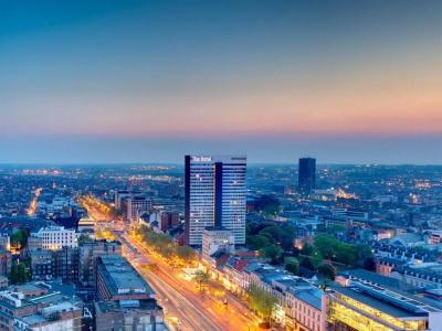 The Brussels - 84