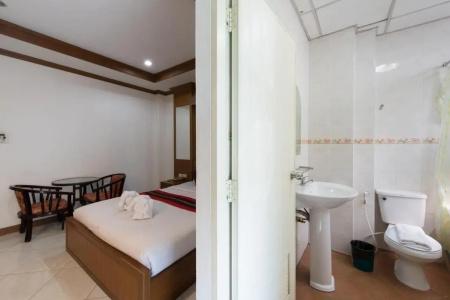 Magnific Guesthouse Patong - 56