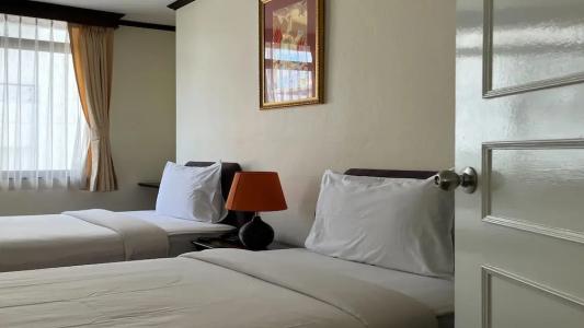 Yellow Ribbon Hills Boutique Suites - 72