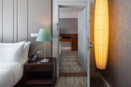 Hilton Berlin - 4
