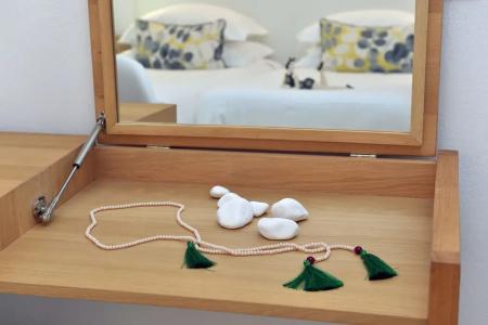 Apollon Boutique - 114