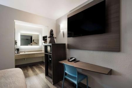 Quality Inn Elk Grove-Sacramento - 44