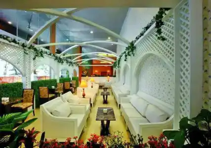 Royale Chulan - 26