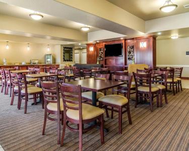 Sleep Inn & Suites - 44