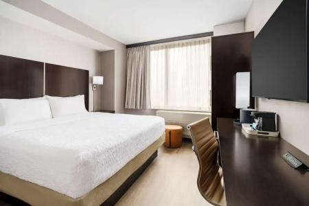 Hampton Inn Times Square Central - 43