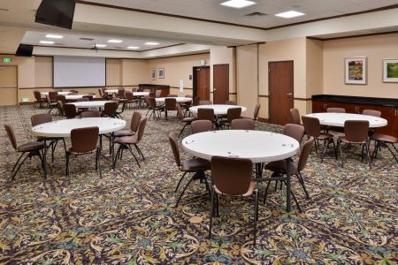 Staybridge Suites North, an IHG - 35