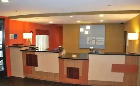 Holiday Inn Express Nashville w-i40, An Ihg - 17
