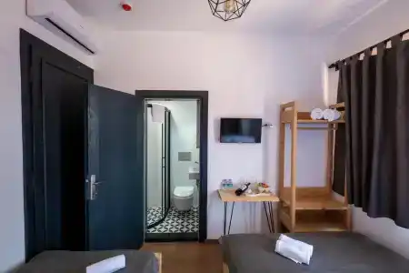 Solo Boutique - 24